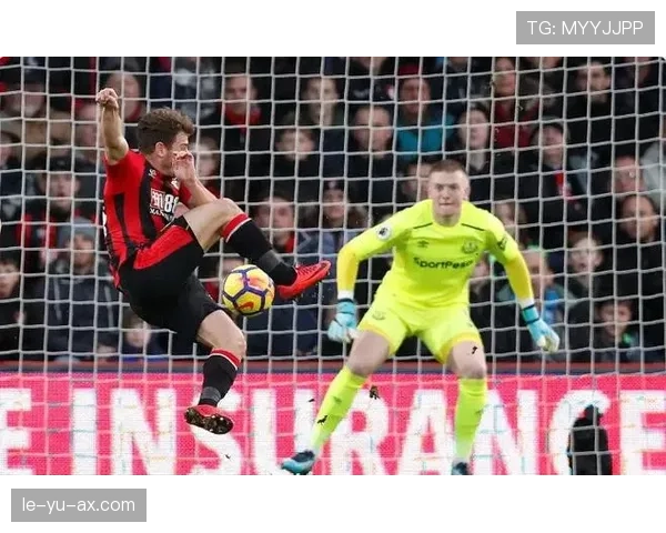 马丁内斯连续零封助力球队攀升积分榜，防守表现成夺冠关键