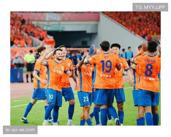 中超新赛季前瞻：巨星加盟引爆球迷热议，各队争冠走势成焦点